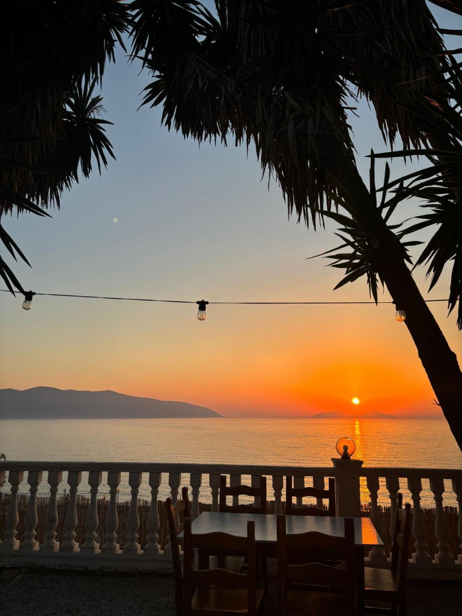 Blue Dream Holiday Hotel Vlore Exterior photo