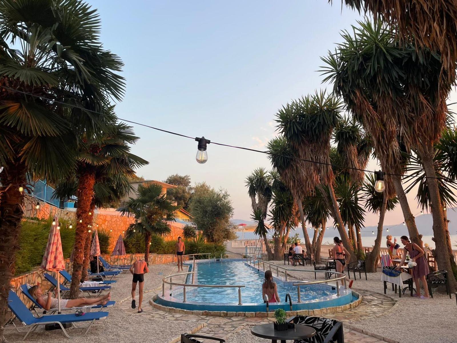 Blue Dream Holiday Hotel Vlore Exterior photo